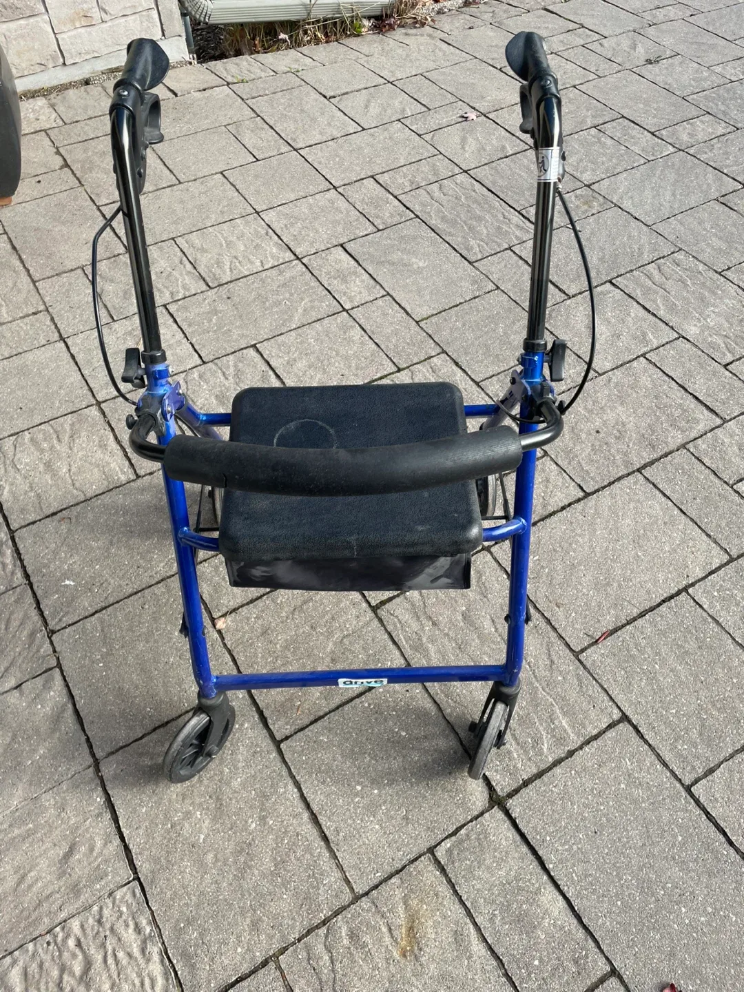 Arco Blue Walker with Seat - Rollator image indicator(2)