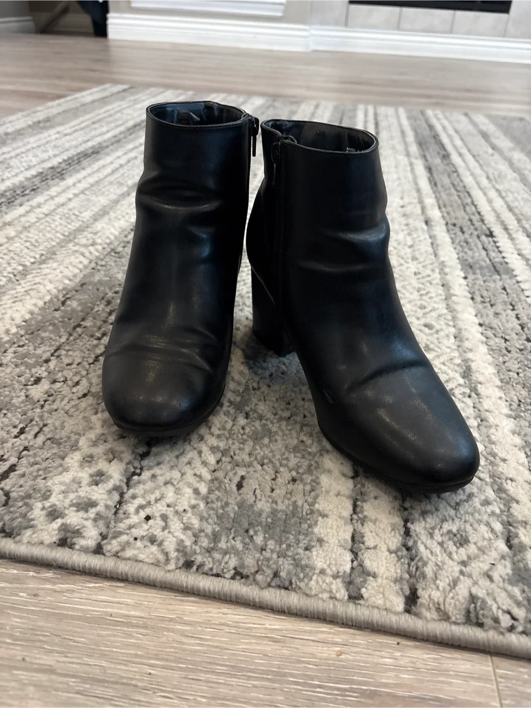 Black Ankle Boots - Size 9 image indicator(8)