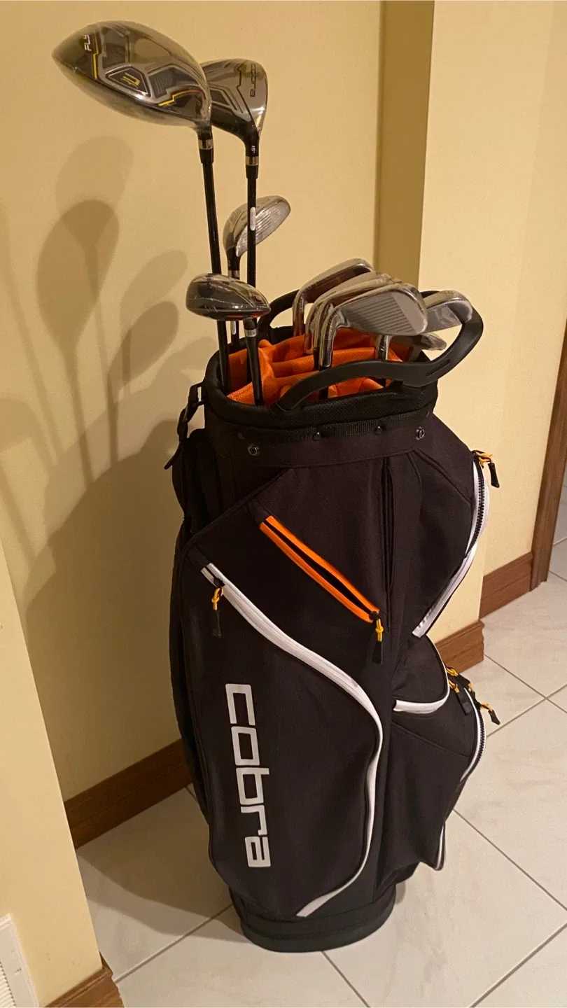Brad new Cobra Set with golf bag image indicator(4)