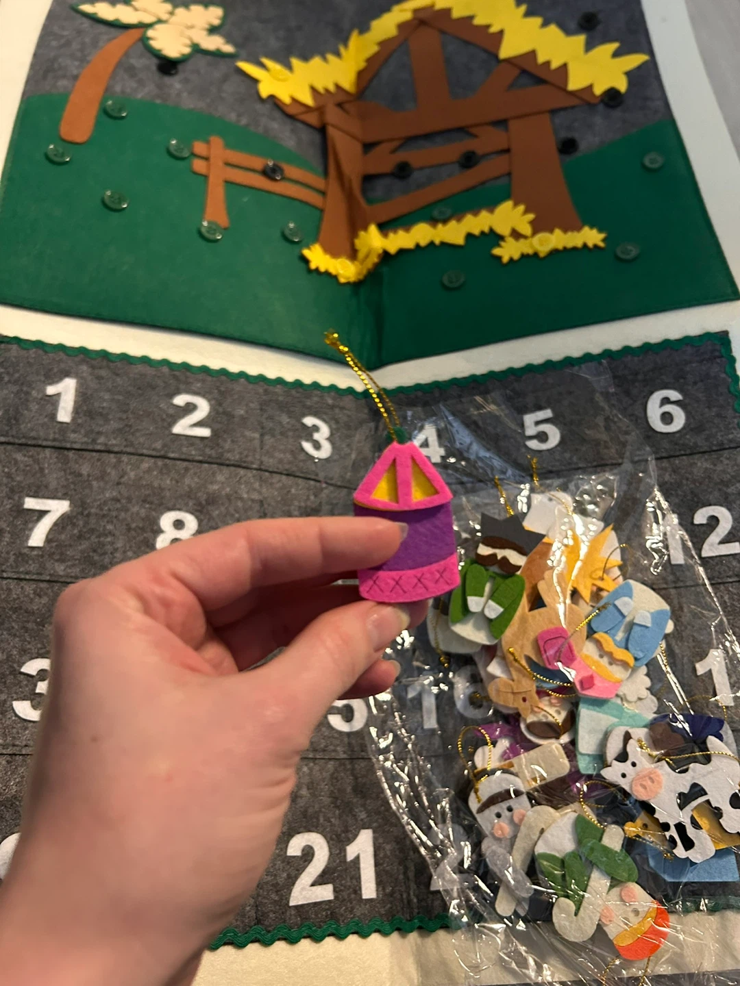 New Felt Advent calendar for kids aged 2-5