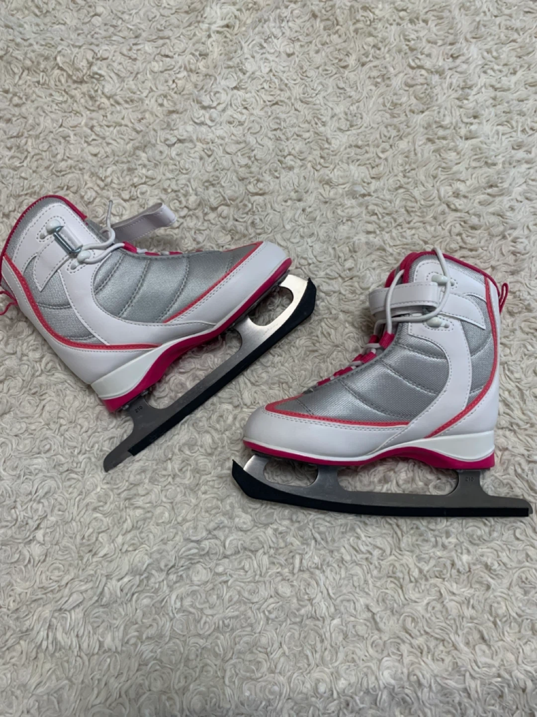 VIC Girls' Ice Skates - Size US J2 / EUR 32 - photo 4