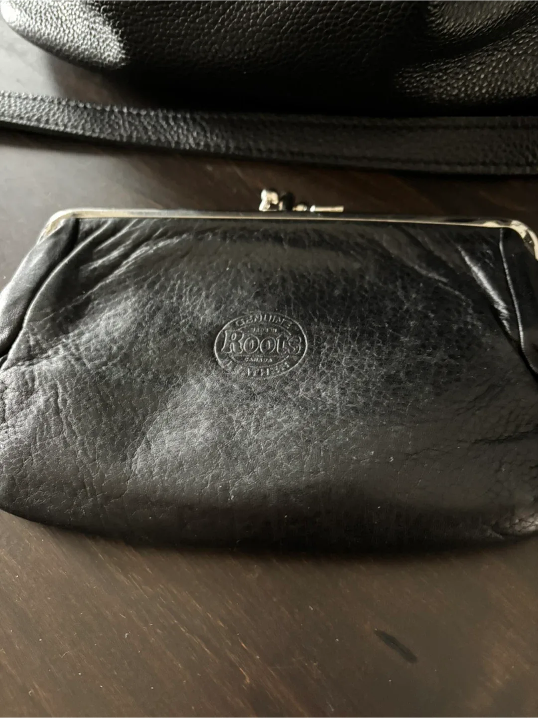 Roots Black Leather Shoulder Bag & Coin Purse image indicator(3)