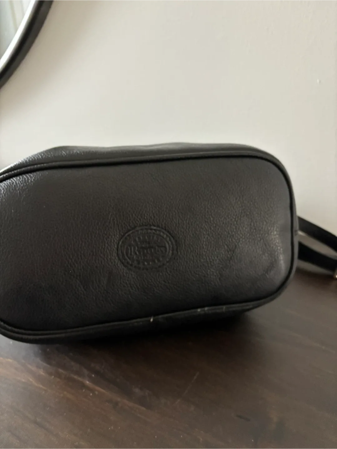 Roots Black Leather Shoulder Bag & Coin Purse image indicator(4)