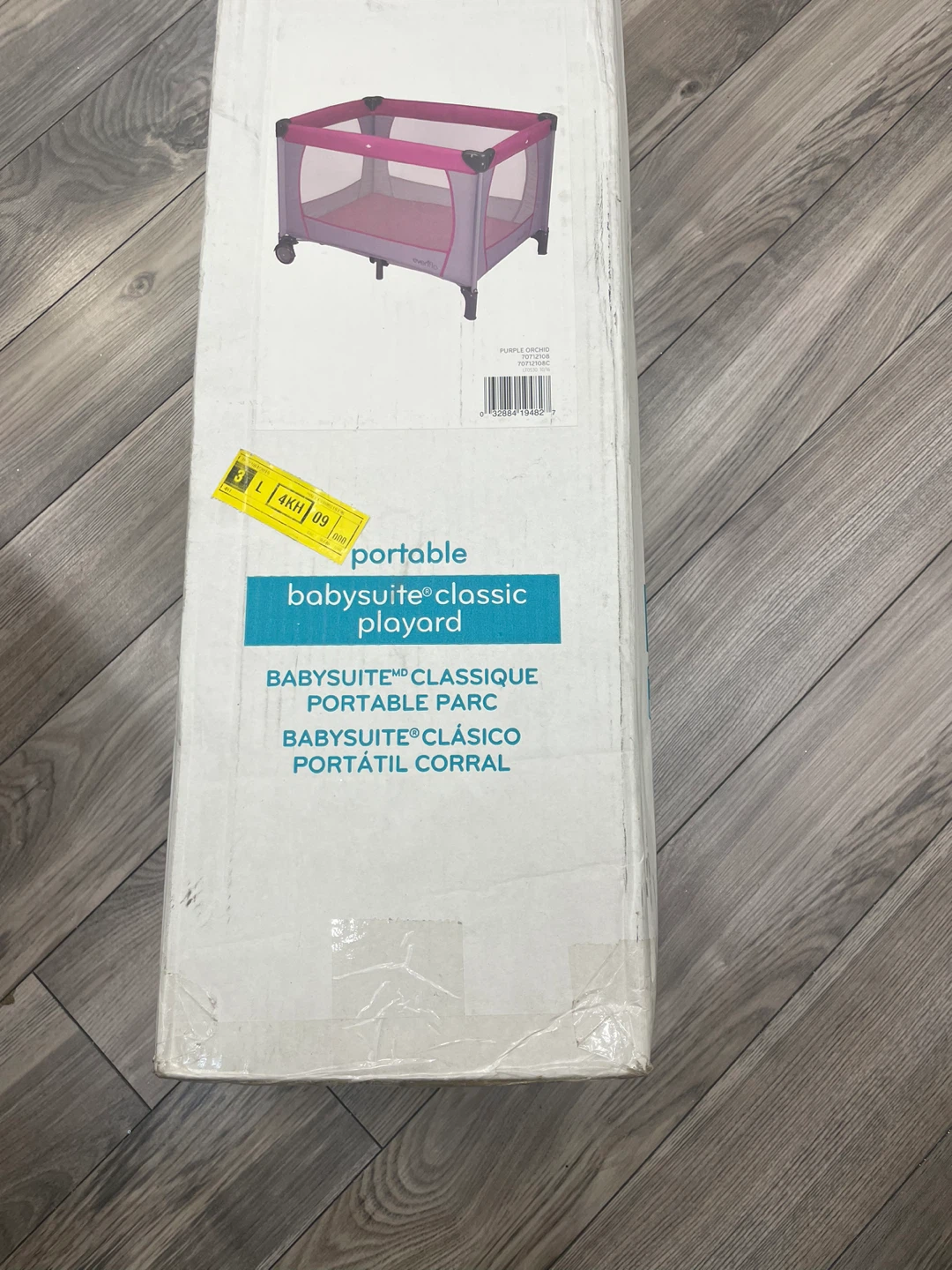 Evenflo Babysuite Classic Playard - Purple Orchid