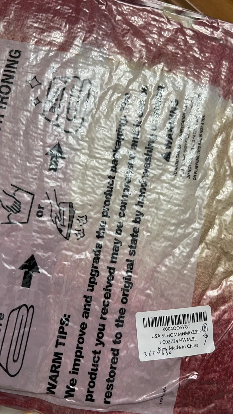 Soft & Warm Cashmere Scarf - Red Plaid image indicator(7)