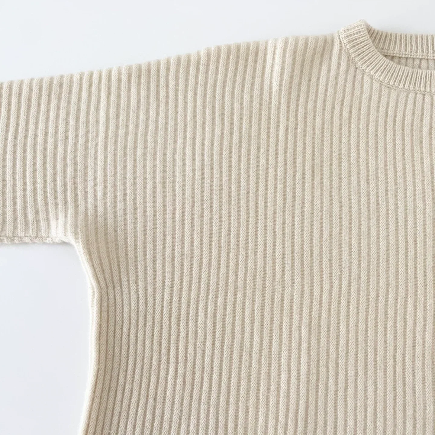 100% Cashmere Crew Neck Sweater image indicator(4)