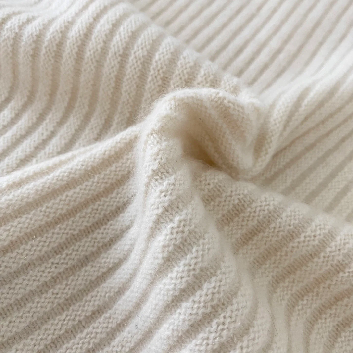 100% Cashmere Crew Neck Sweater image indicator(7)