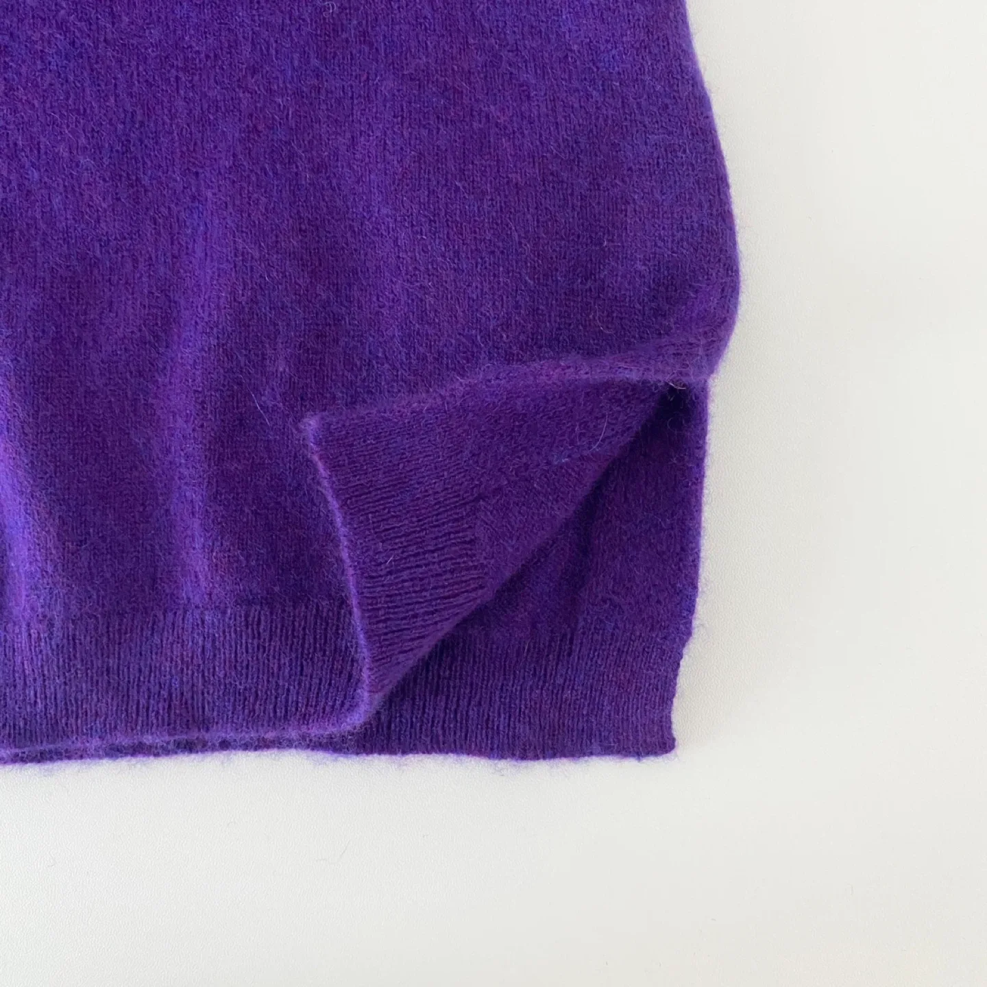 J.Crew 100% Cashmere Crew Neck Sweater image indicator(4)