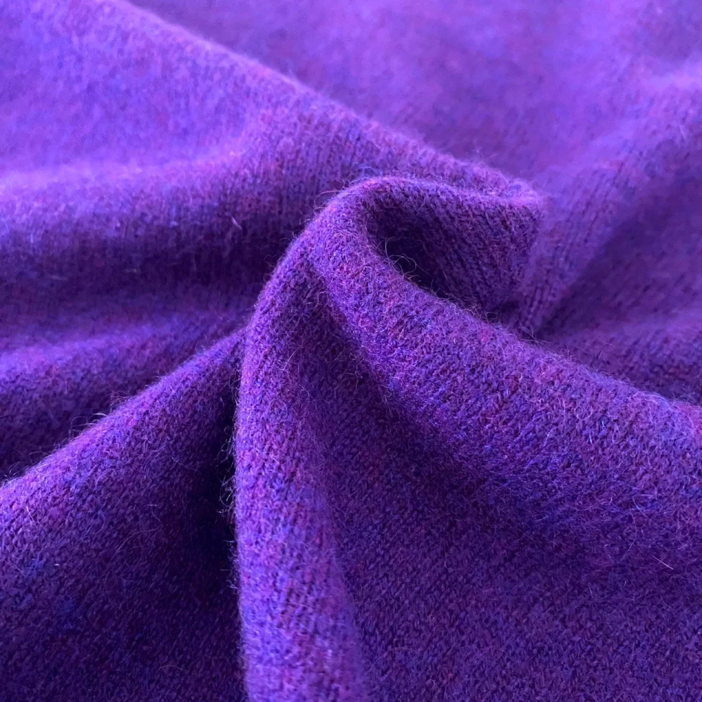 J.Crew 100% Cashmere Crew Neck Sweater image indicator(7)