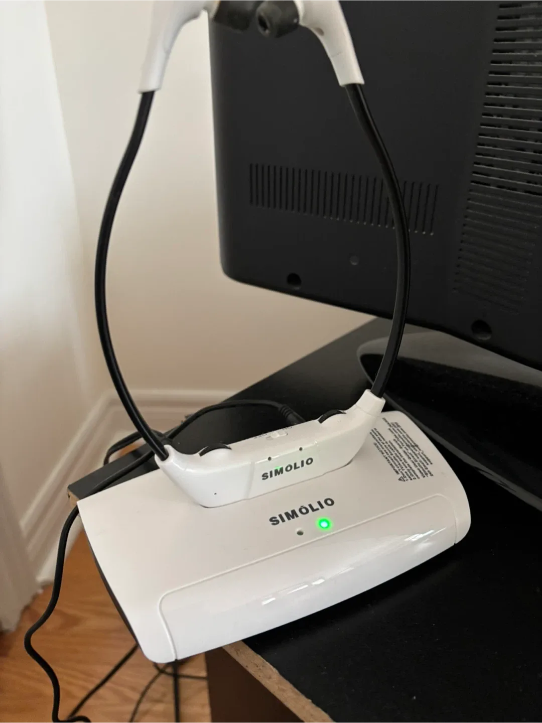 Simolio 2.4GHz Wireless TV Headset SM-823D image indicator(2)