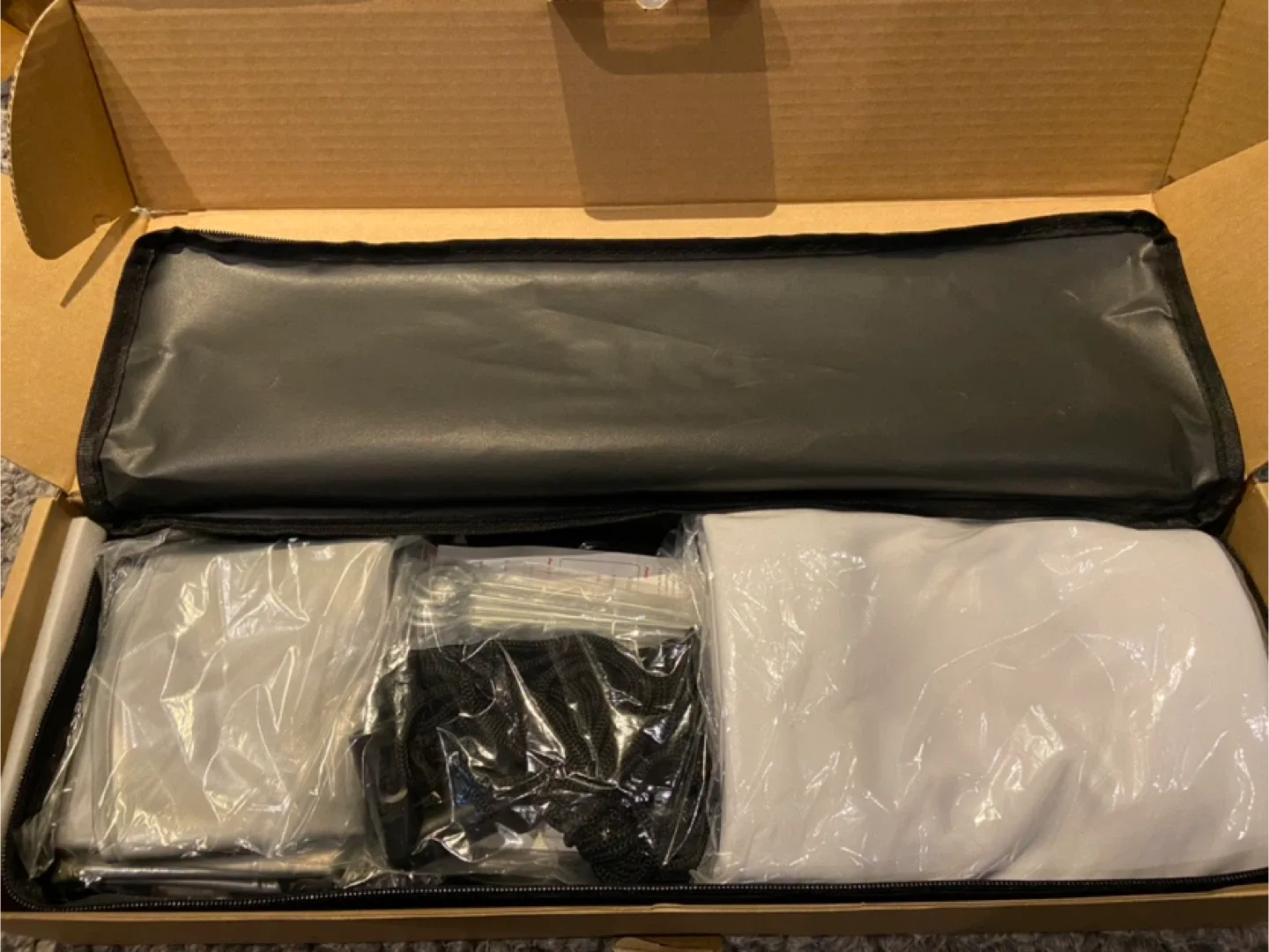 New Pyle Projector Screen with Stand - 80" image indicator(6)