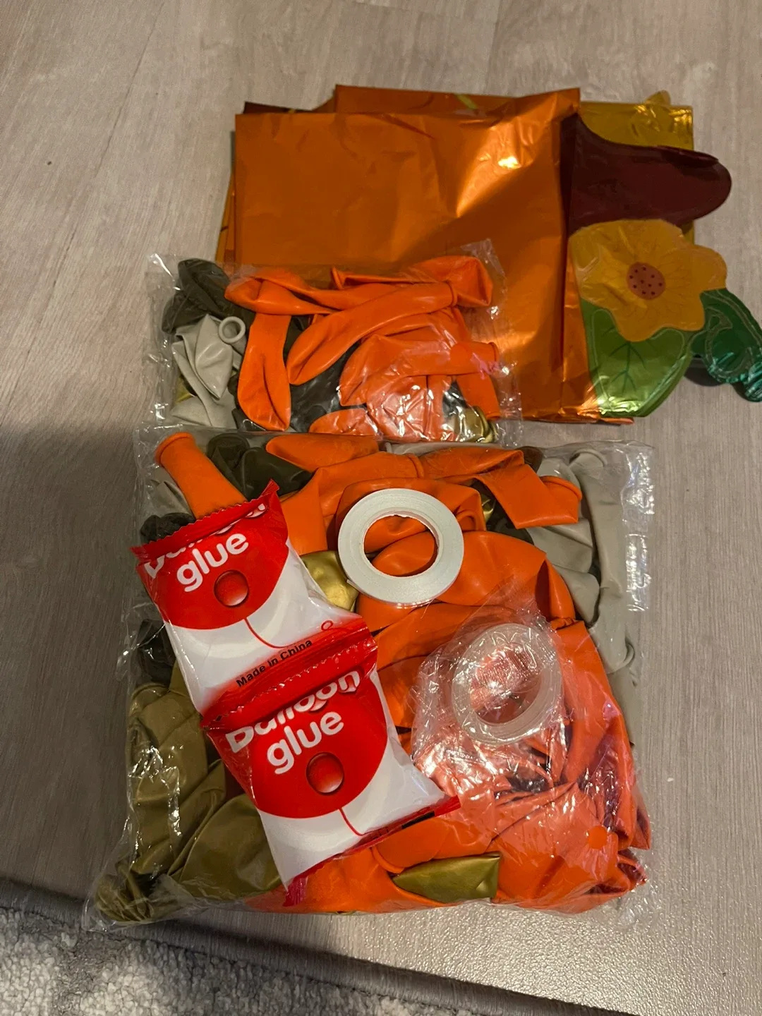 Partycus Orange Balloon Arch Kit - New image indicator(3)