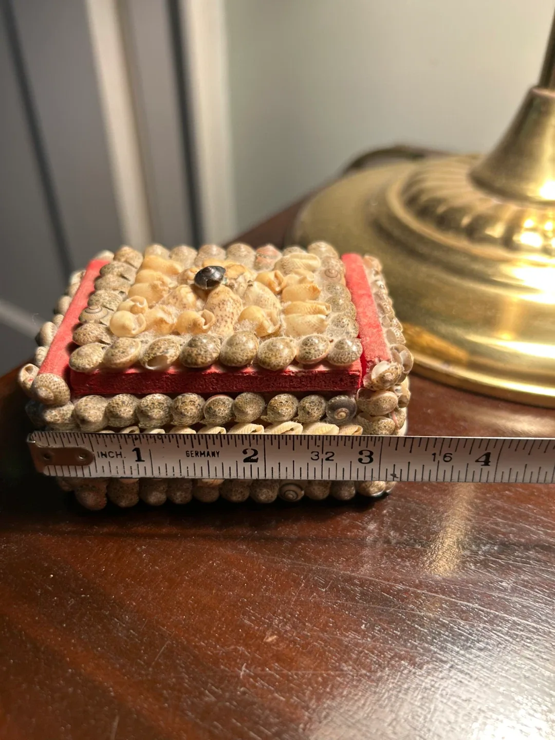 MCM Vintage Seashell Covered Wooden Trinket Box shell image indicator(4)