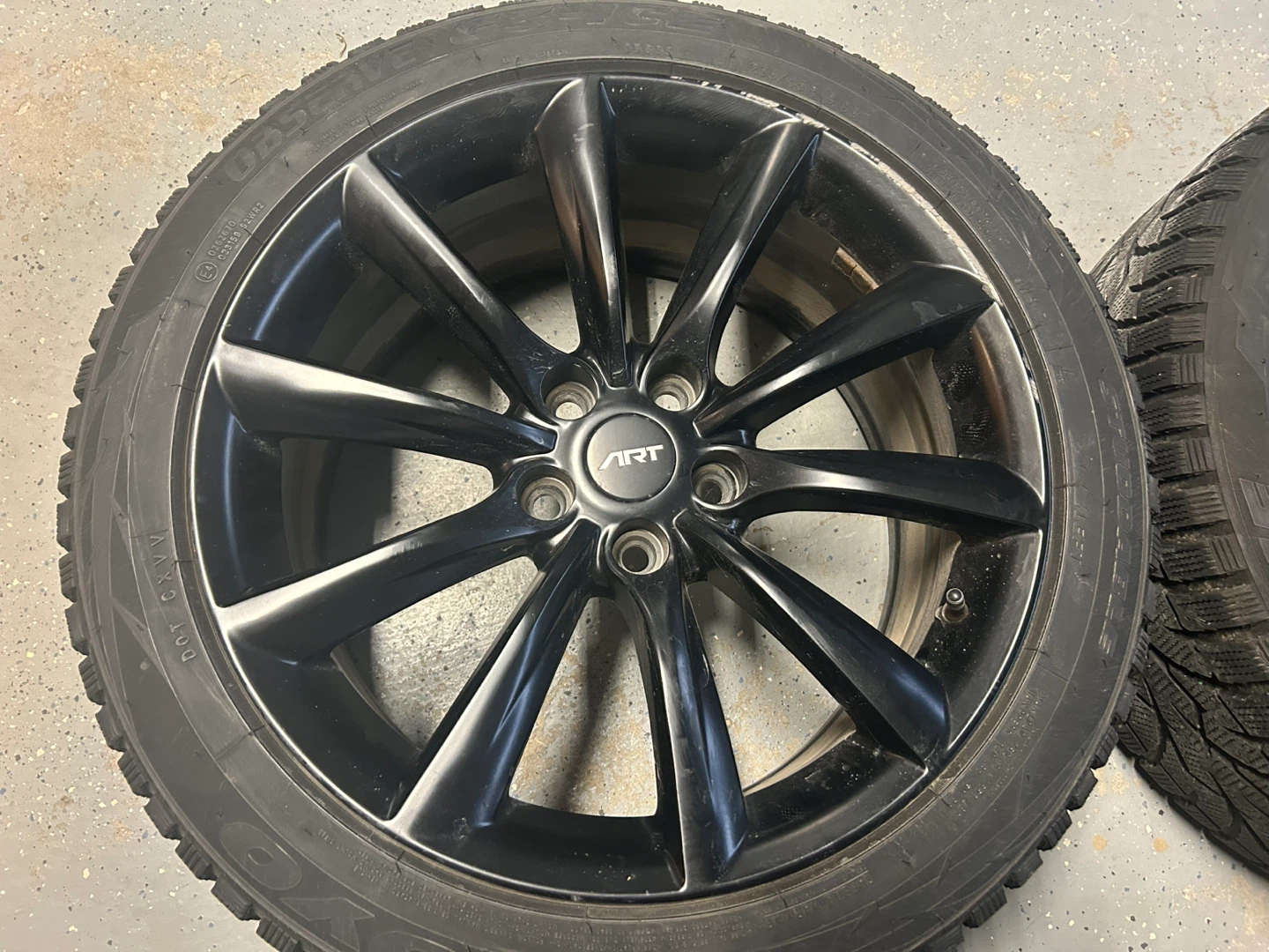 Winter tires and rims - Toyo Observe G3-ICE - 235/45R18 - photo 5