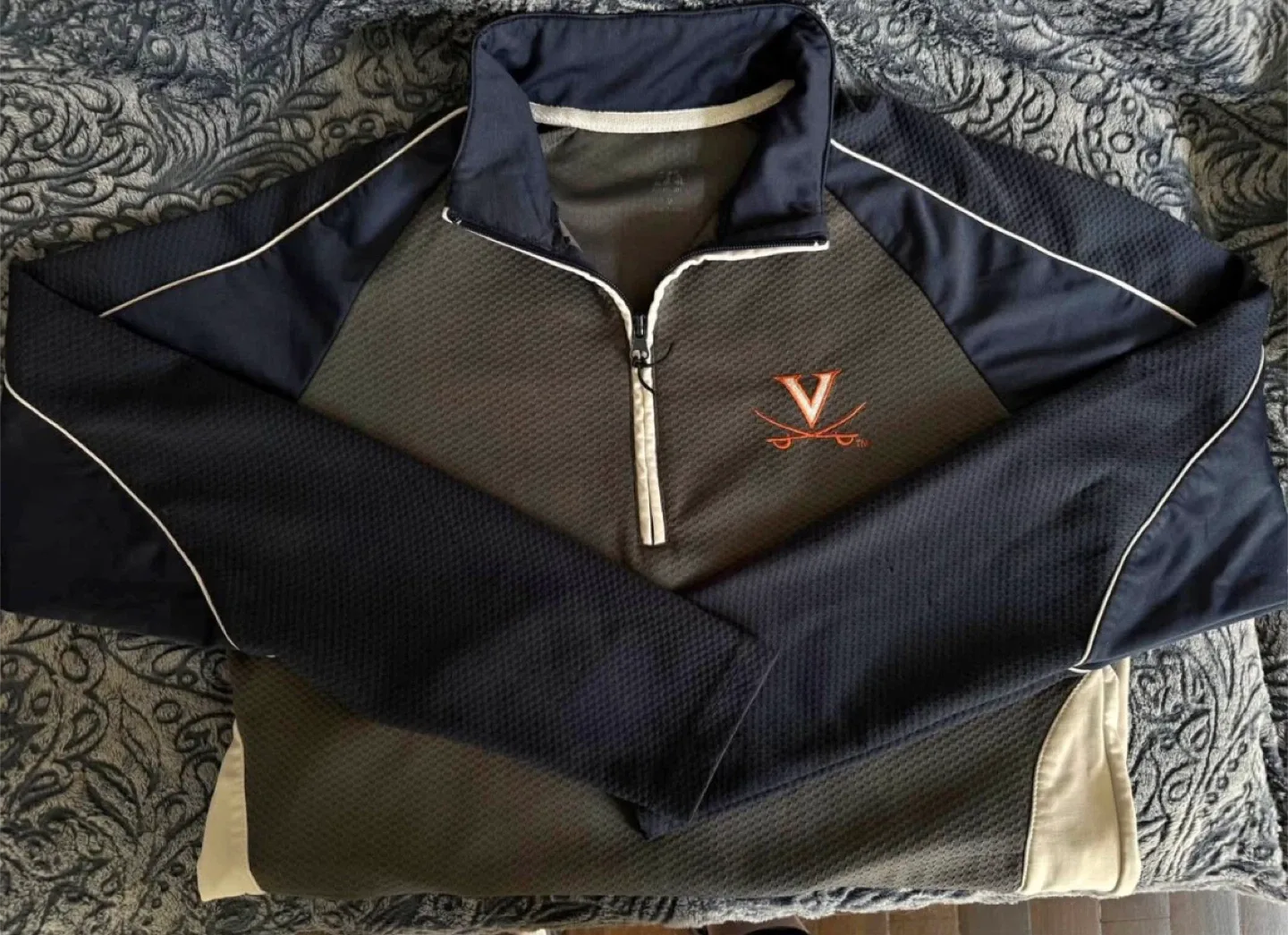 UVA Pullover thumbnail