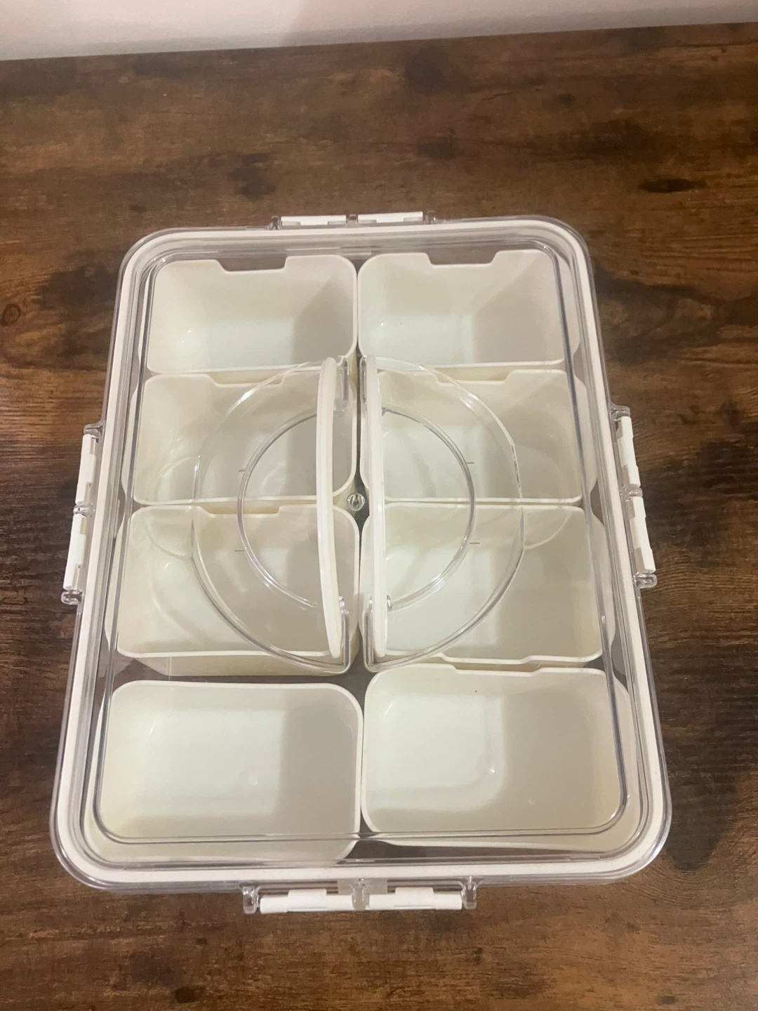 Clear Plastic Food Storage Container with 8 Compartments - photo 4