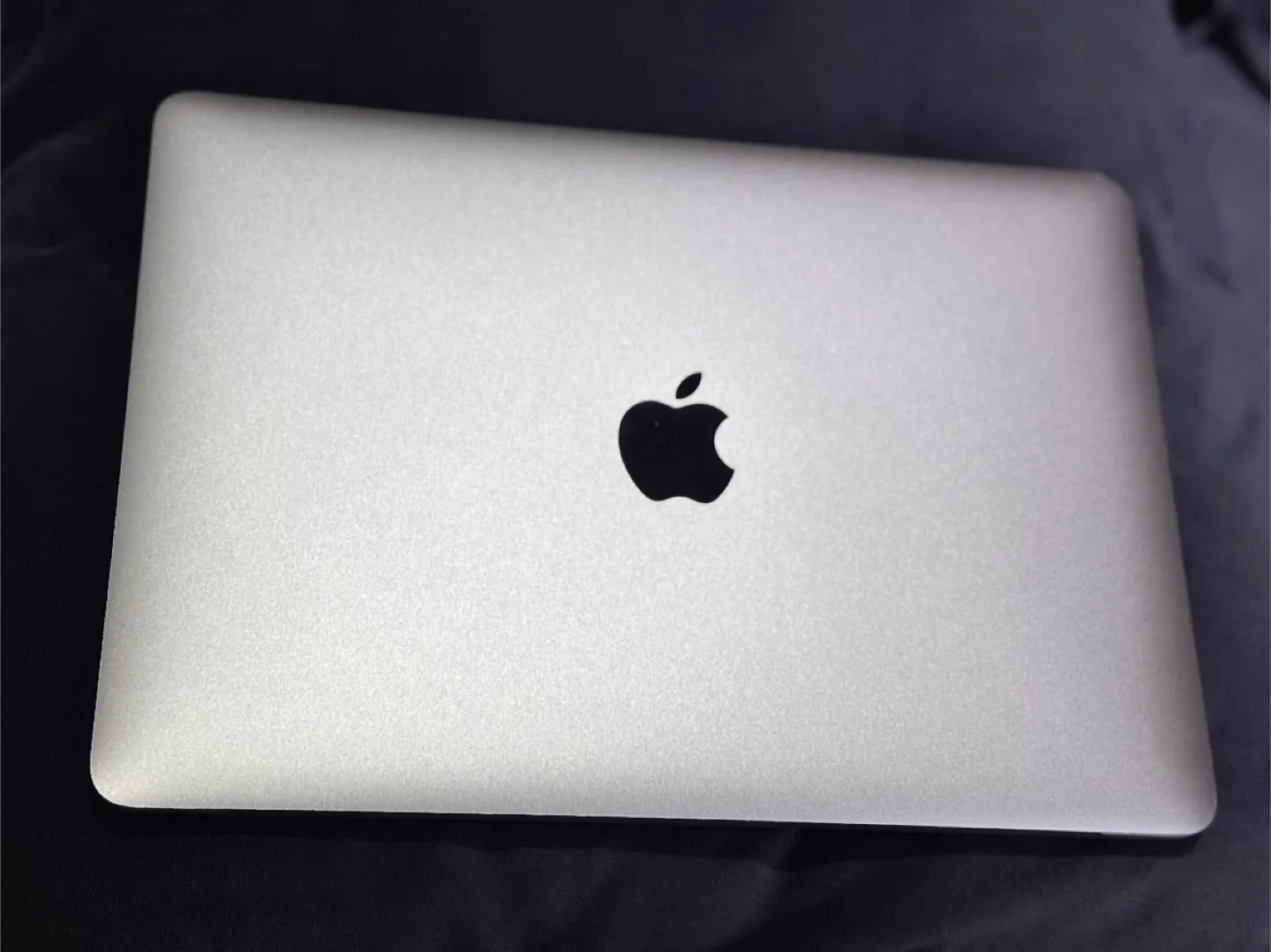 Apple Macbook Retina 12-inch Early 2015🥕 thumbnail