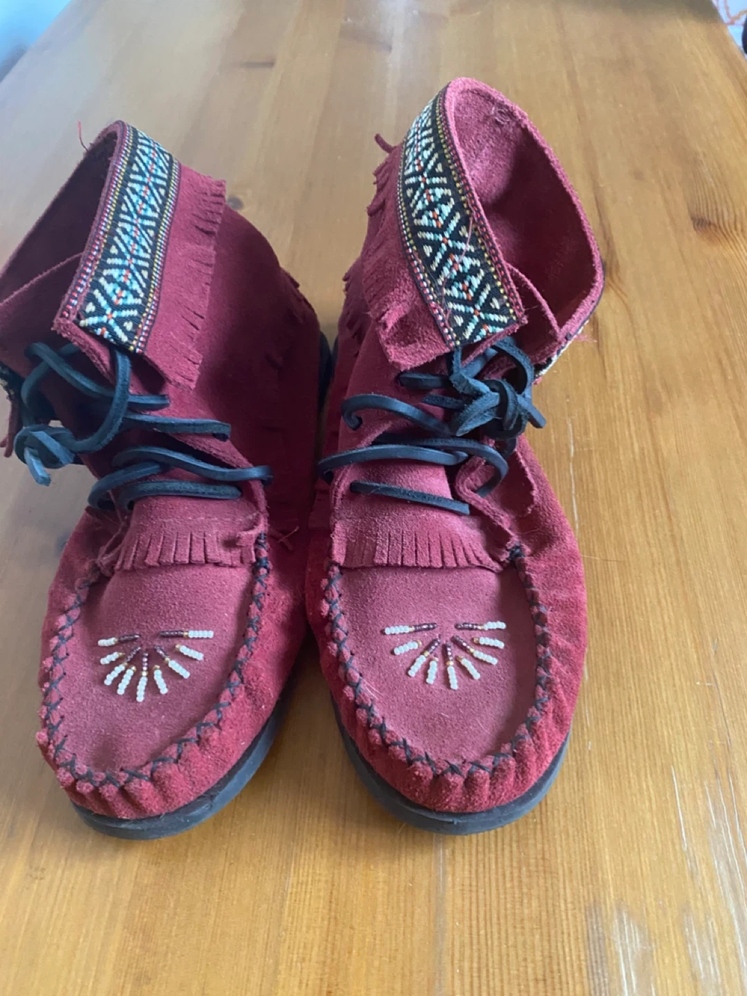 Manitobah Mukluks Moccasin Boots - Size L