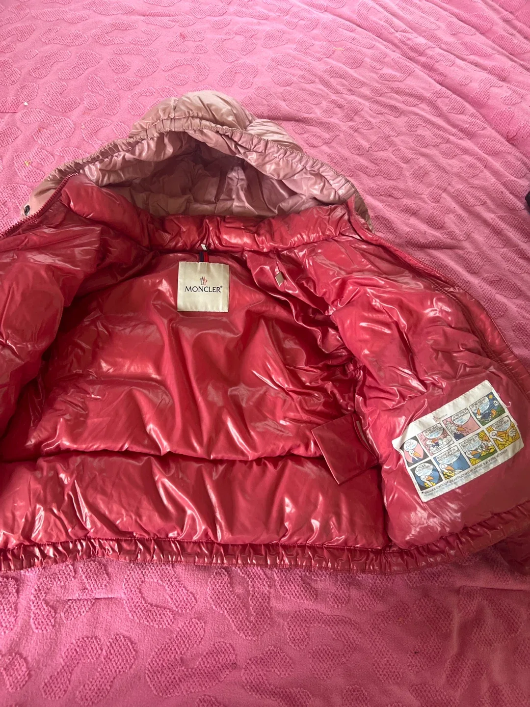 💖 Moncler Little Girl Puffer Coat – Size 6 (Pink) image indicator(2)