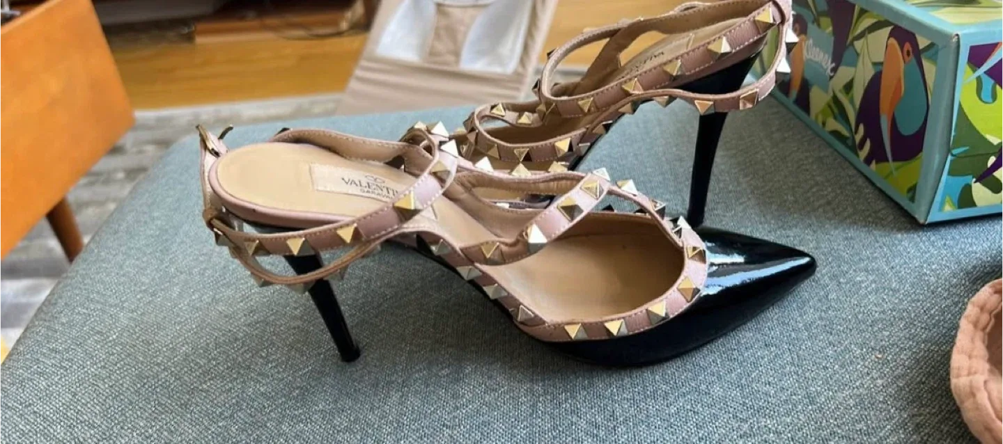 🥕 Valentino Garavani Rockstud Heels image indicator(3)
