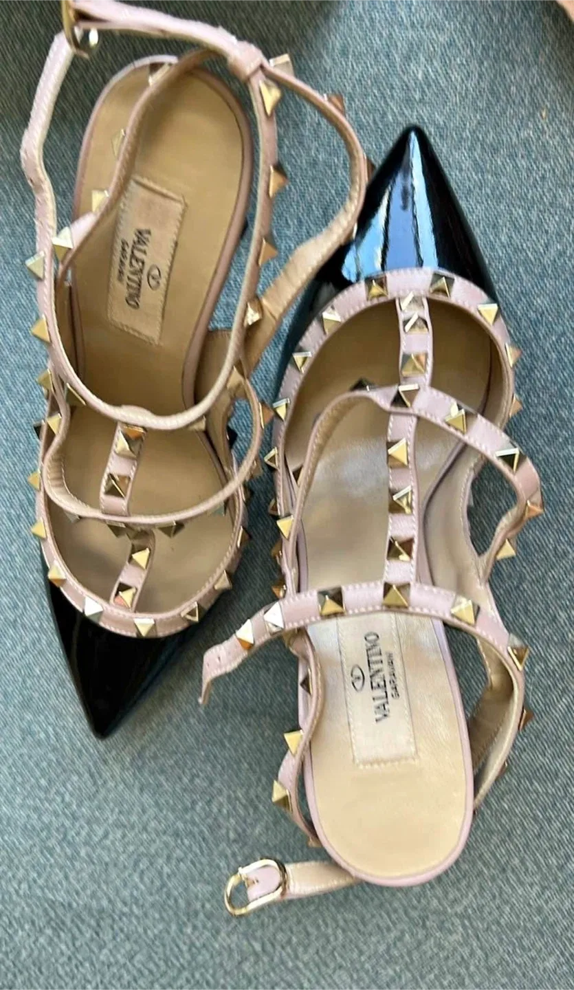 🥕 Valentino Garavani Rockstud Heels image indicator(4)