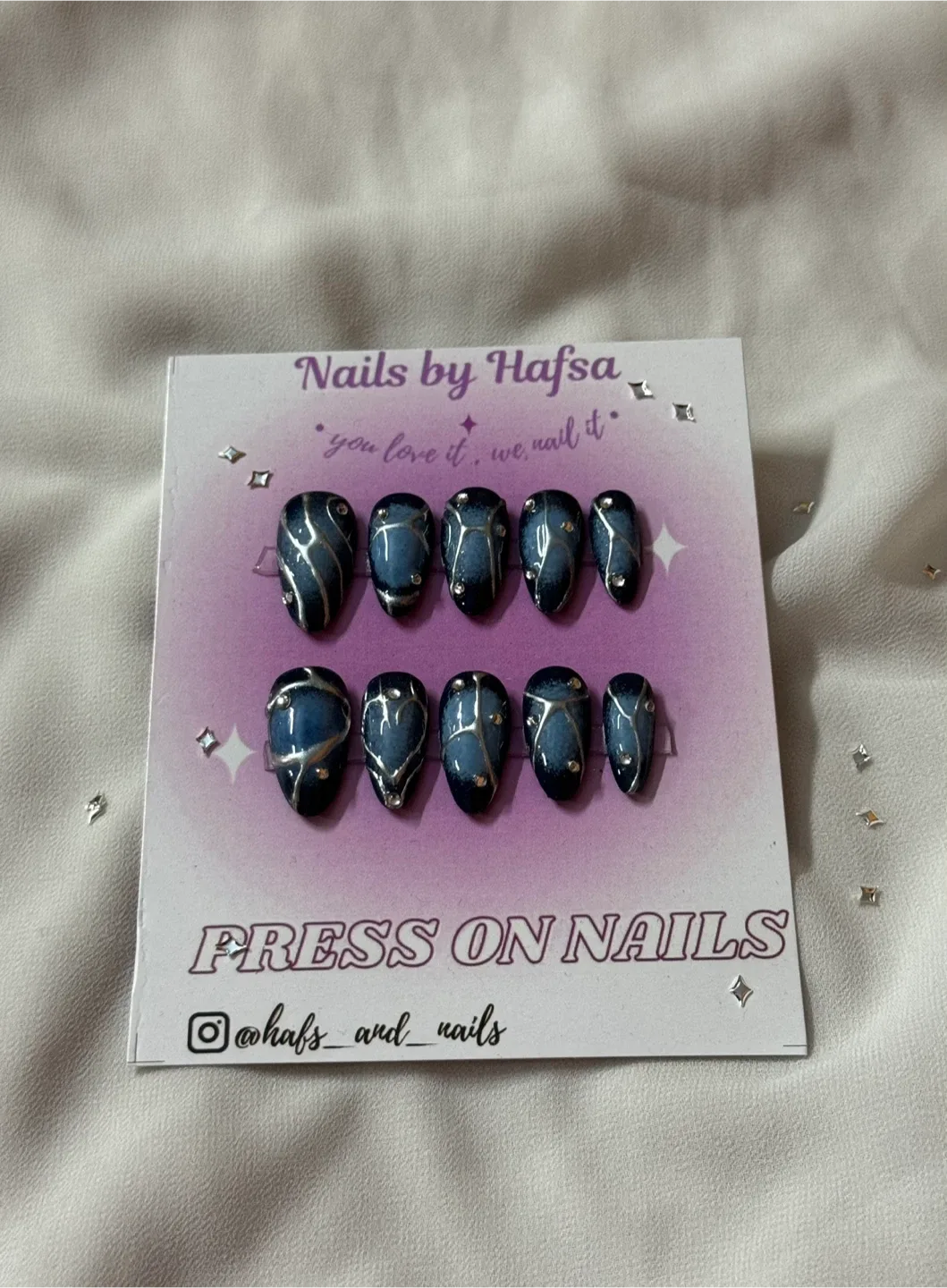 Press On Nails image indicator(4)
