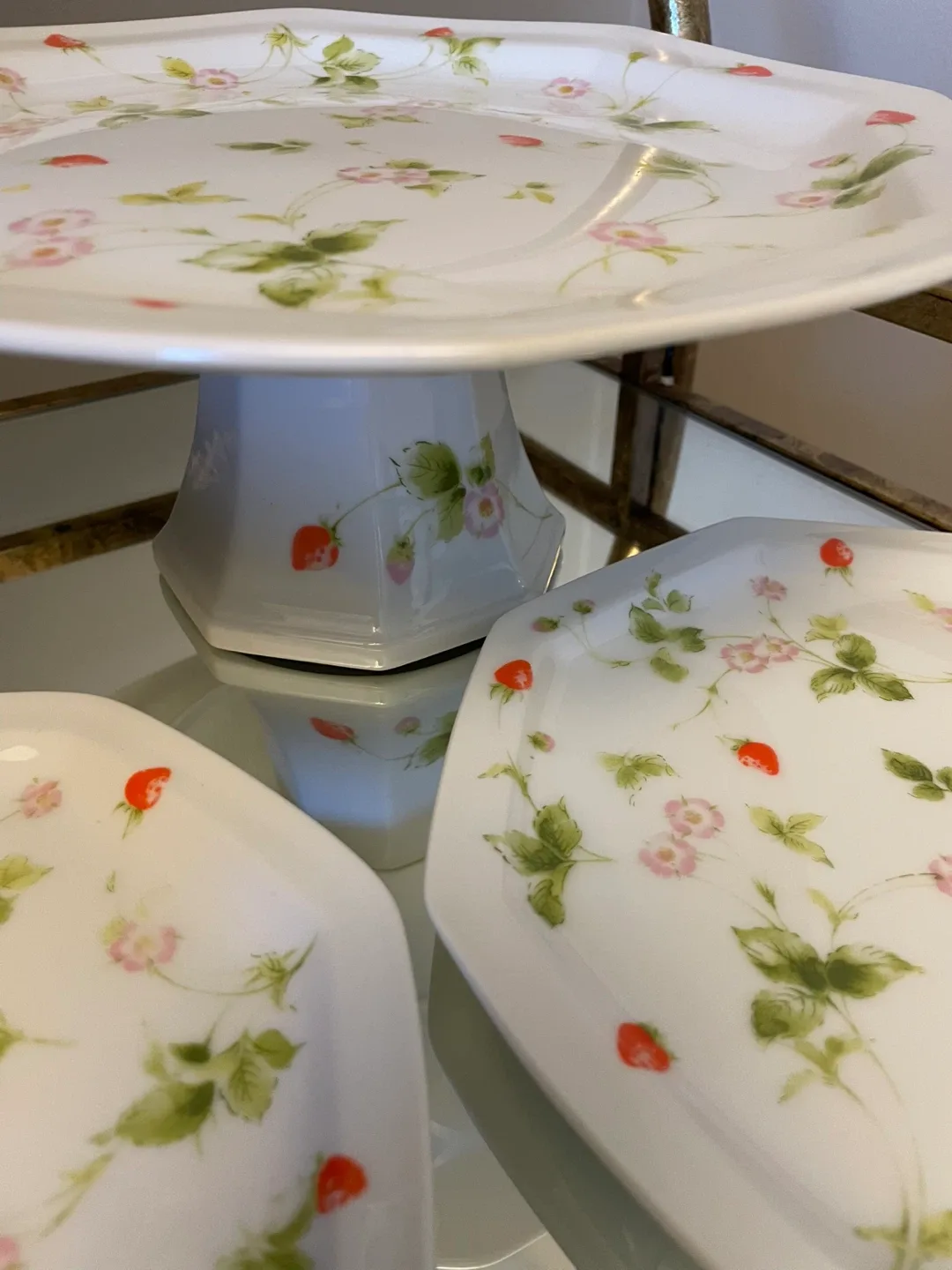 Vintage Strawberry Dessert Plates & Cake Stand image indicator(2)