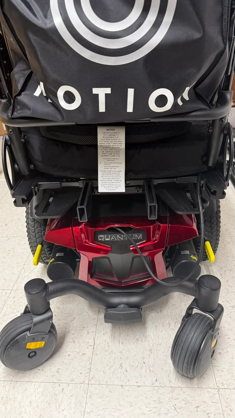 Quantum Motion Edge 4 .Power Wheelchair image indicator(2)