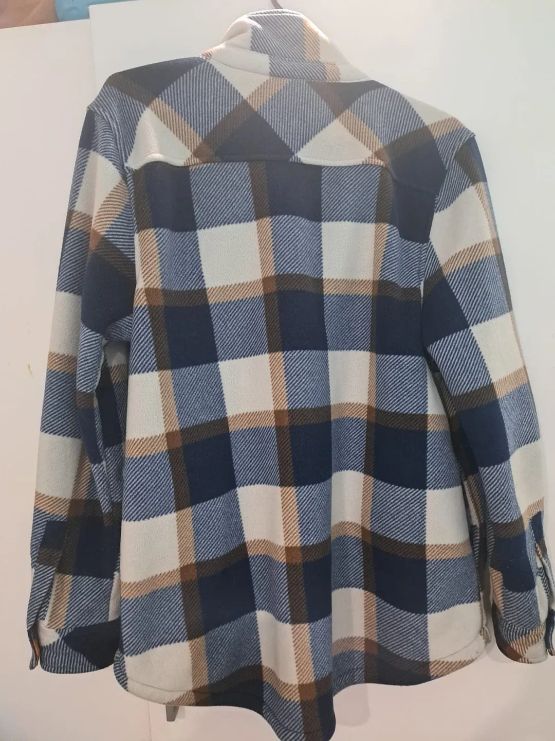 Women’s Flannel Shirt Jacket - Size Medium 🥕🥕🥕 image indicator(5)