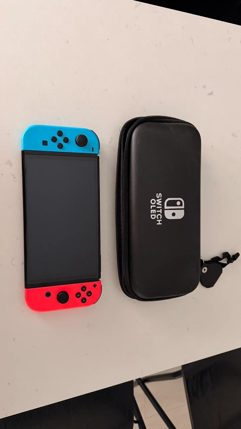 🥕 Nintendo Switch OLED + 512GB SD Card + Extras (Full Set) thumbnail
