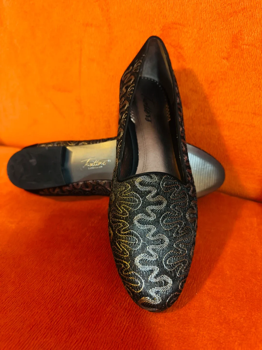 Trotters Black & Gold Loafers image indicator(2)