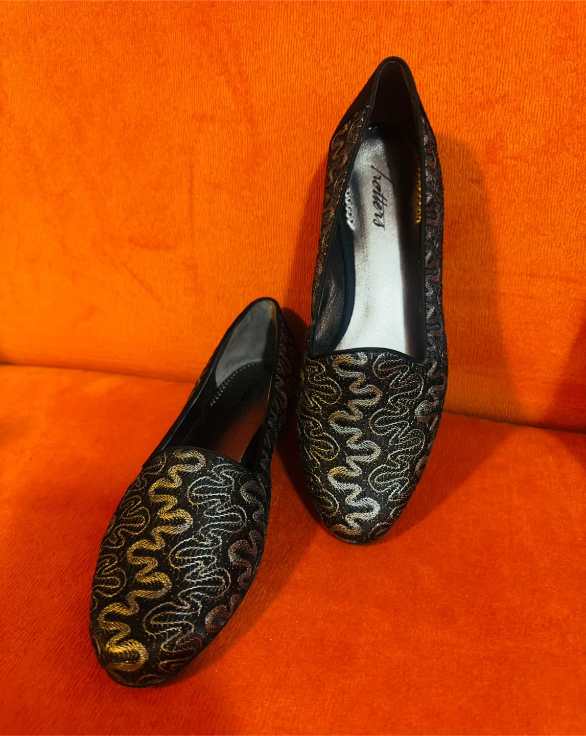 Trotters Black & Gold Loafers image indicator(3)