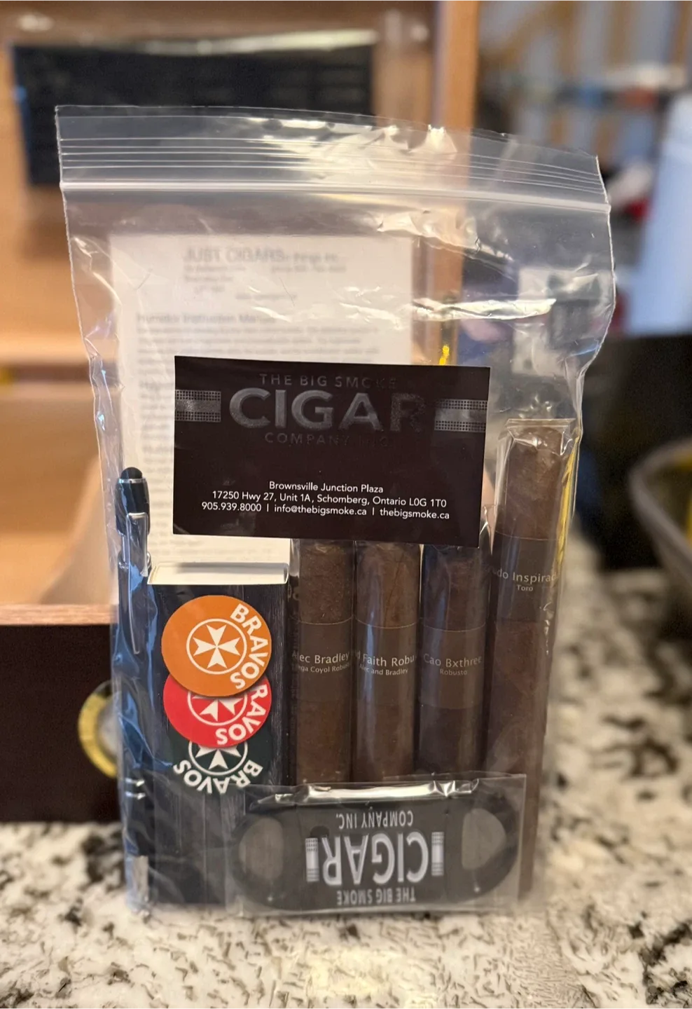 Wood Cigar Humidor Gift Set – Includes Cigars + Accessories image indicator(3)