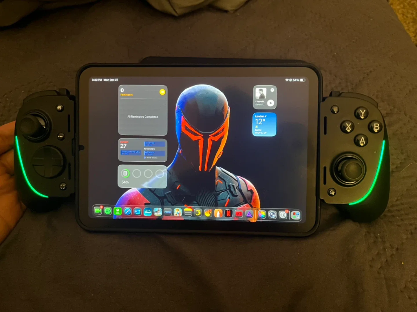 iPad mini 6 Bundle image indicator(5)