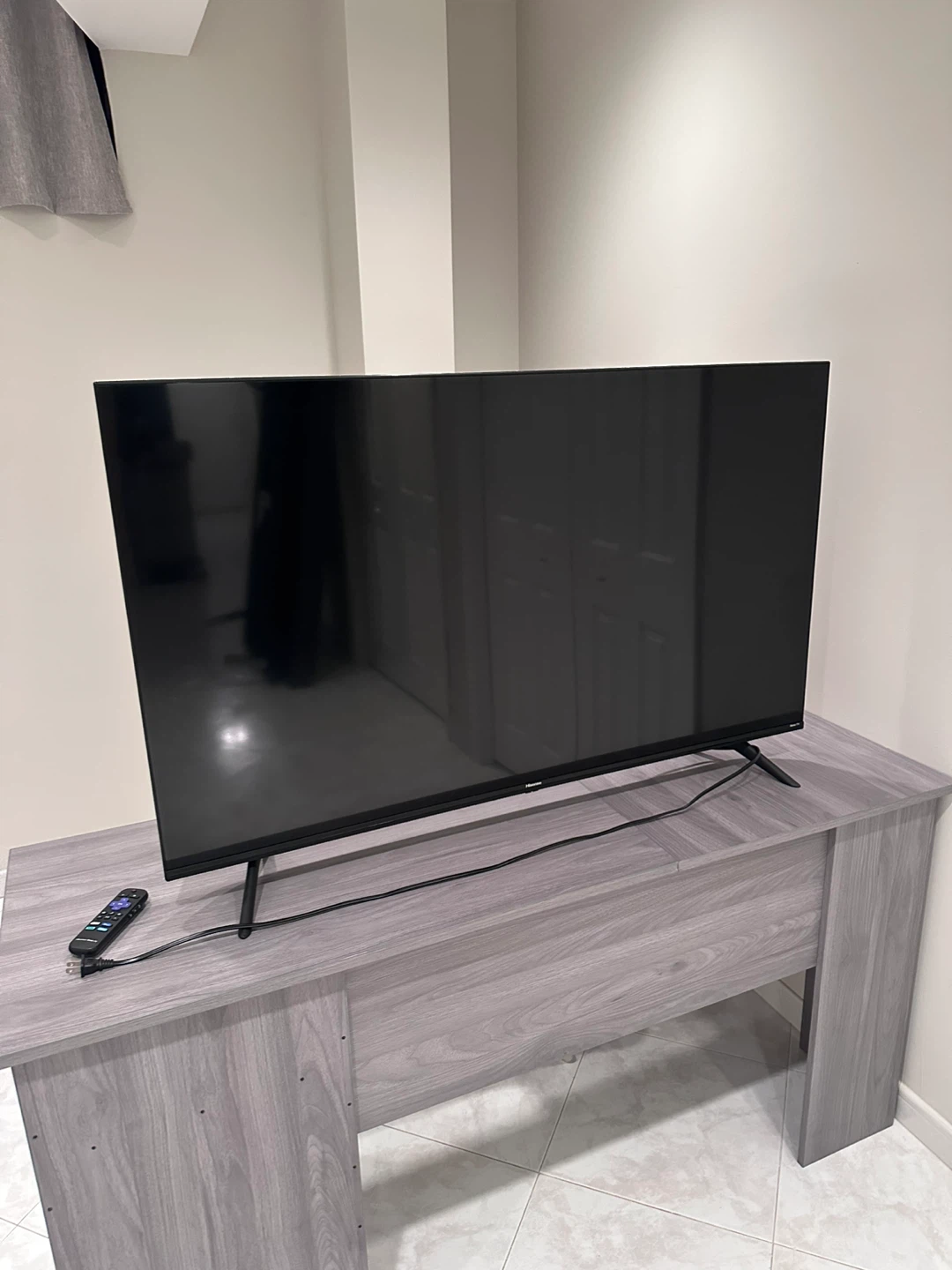 Hisense Roku TV - photo 3