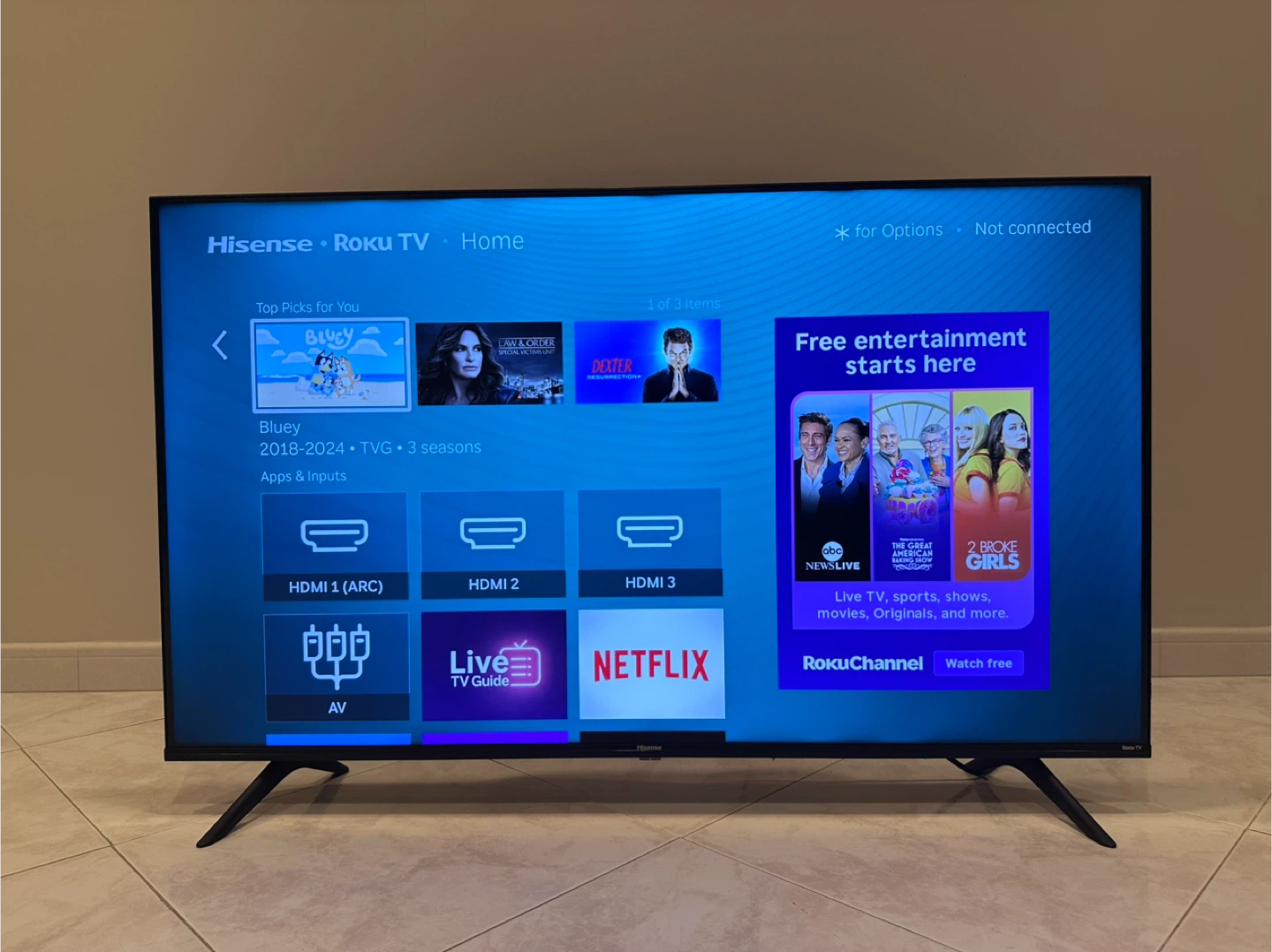 Hisense Roku TV - photo 2