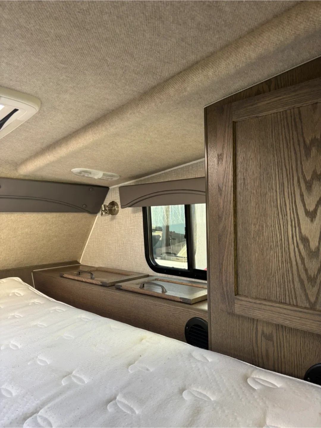 Truck Camper image indicator(10)