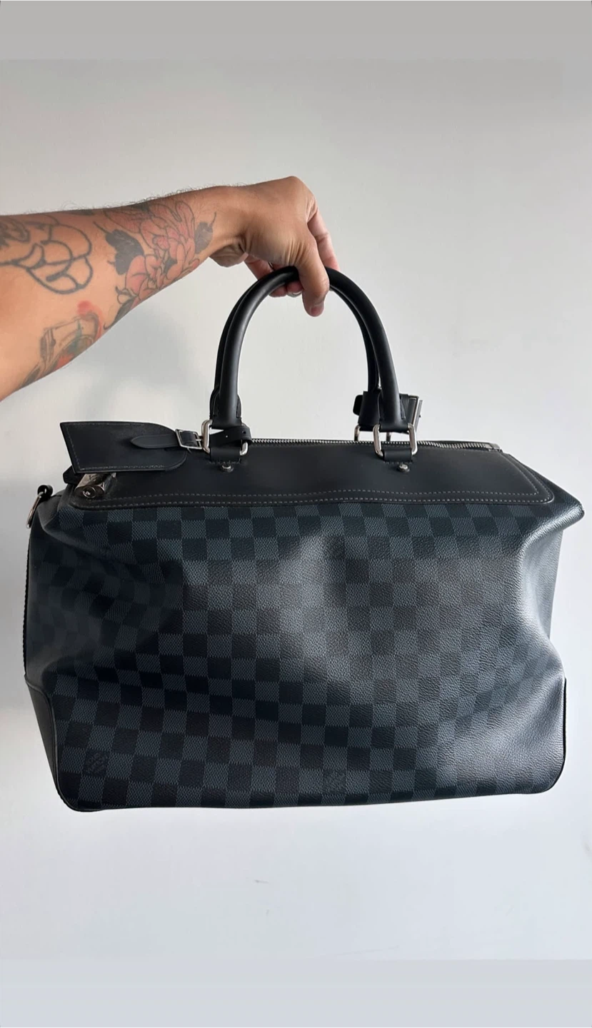 Pre-loved Louis Vuitton Damier Graphite Greenwich