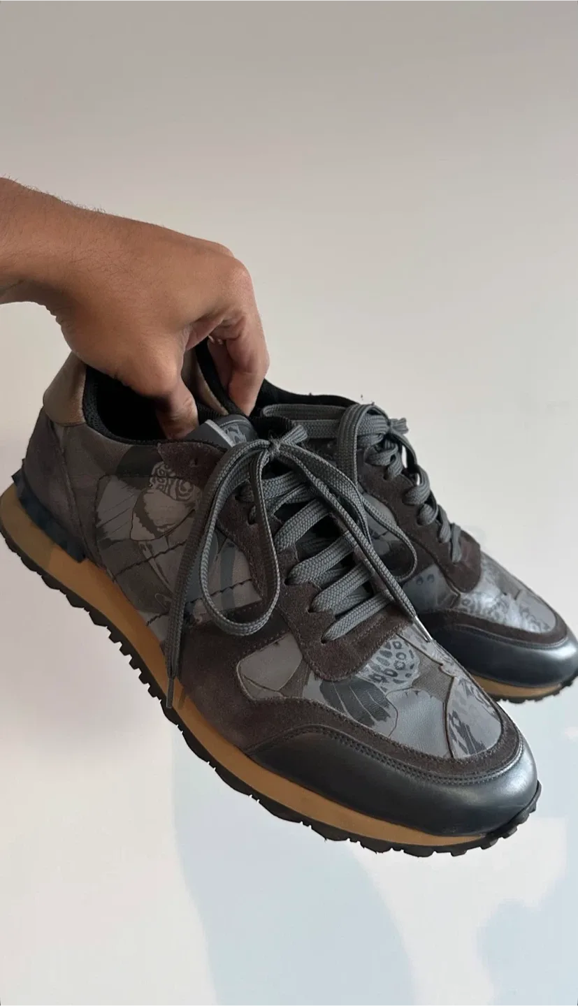 PRE-LOVED Mixed Designer Shoes all Size: 11US/44EU image indicator(4)