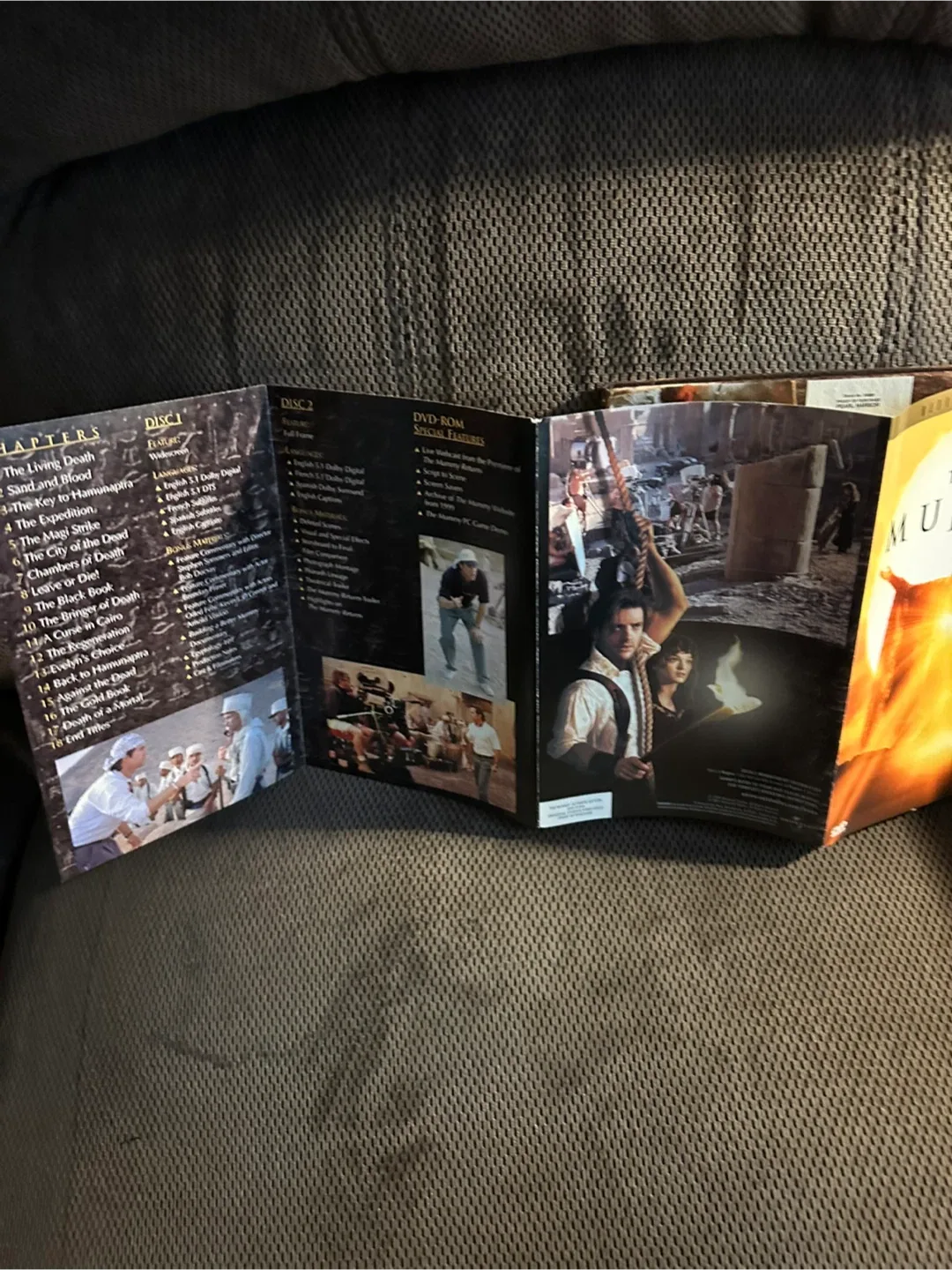 The Mummy Ultimate Edition & Pearl Harbor 60th Anniversary DVDs image indicator(5)