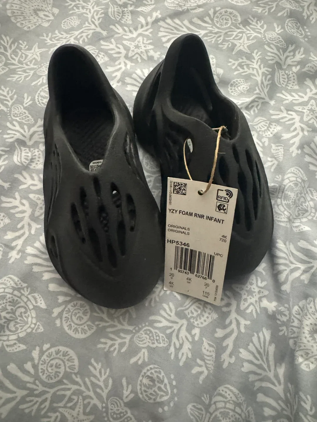 Adidas YZY Foam RNR Infant Size 4K