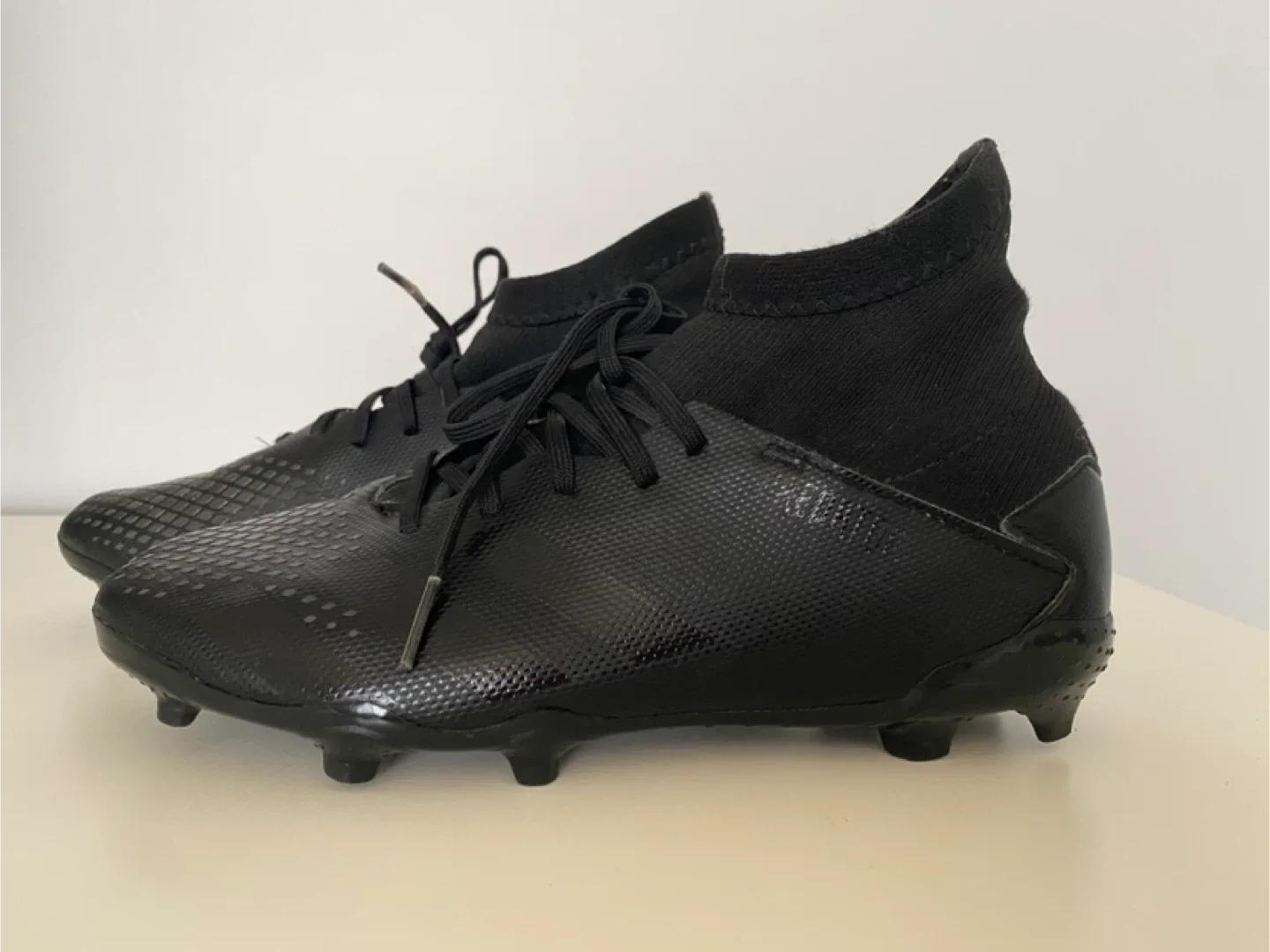 Adidas Predator Soccer Cleats - Black image indicator(2)