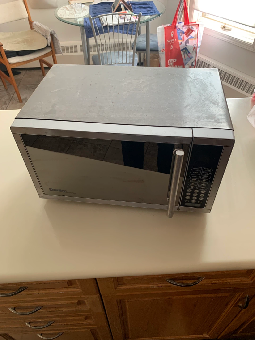Danby Designer Microwave Oven - photo 2