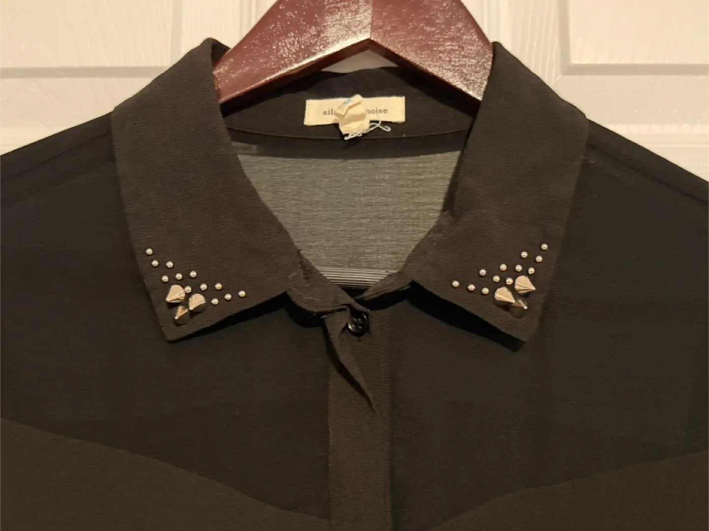 Silence + Noise Black Blouse - Size M image indicator(2)