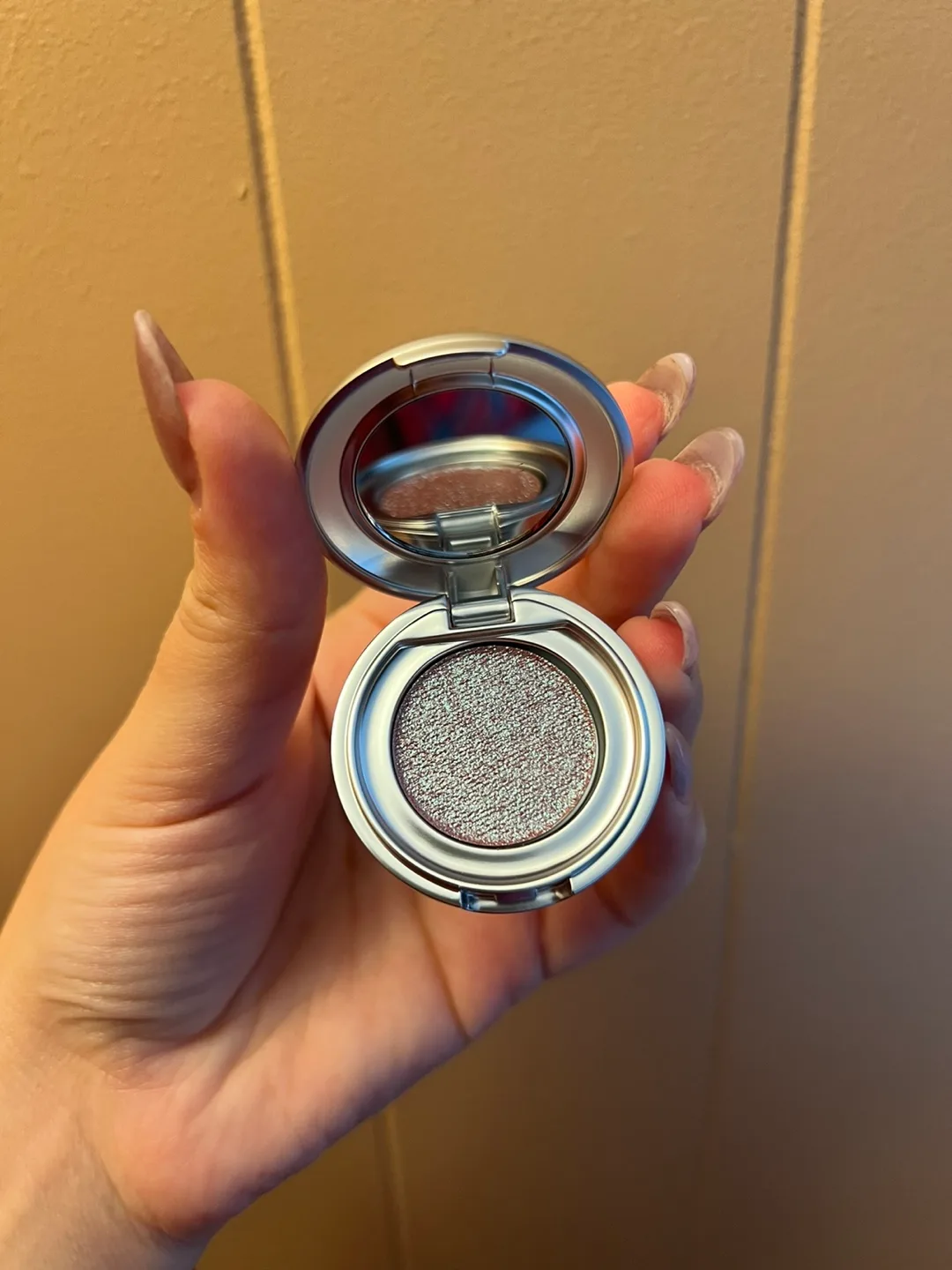 r.e.m. beauty Sweet Dreams Eyeshadow Singlet - Fembot image indicator(6)