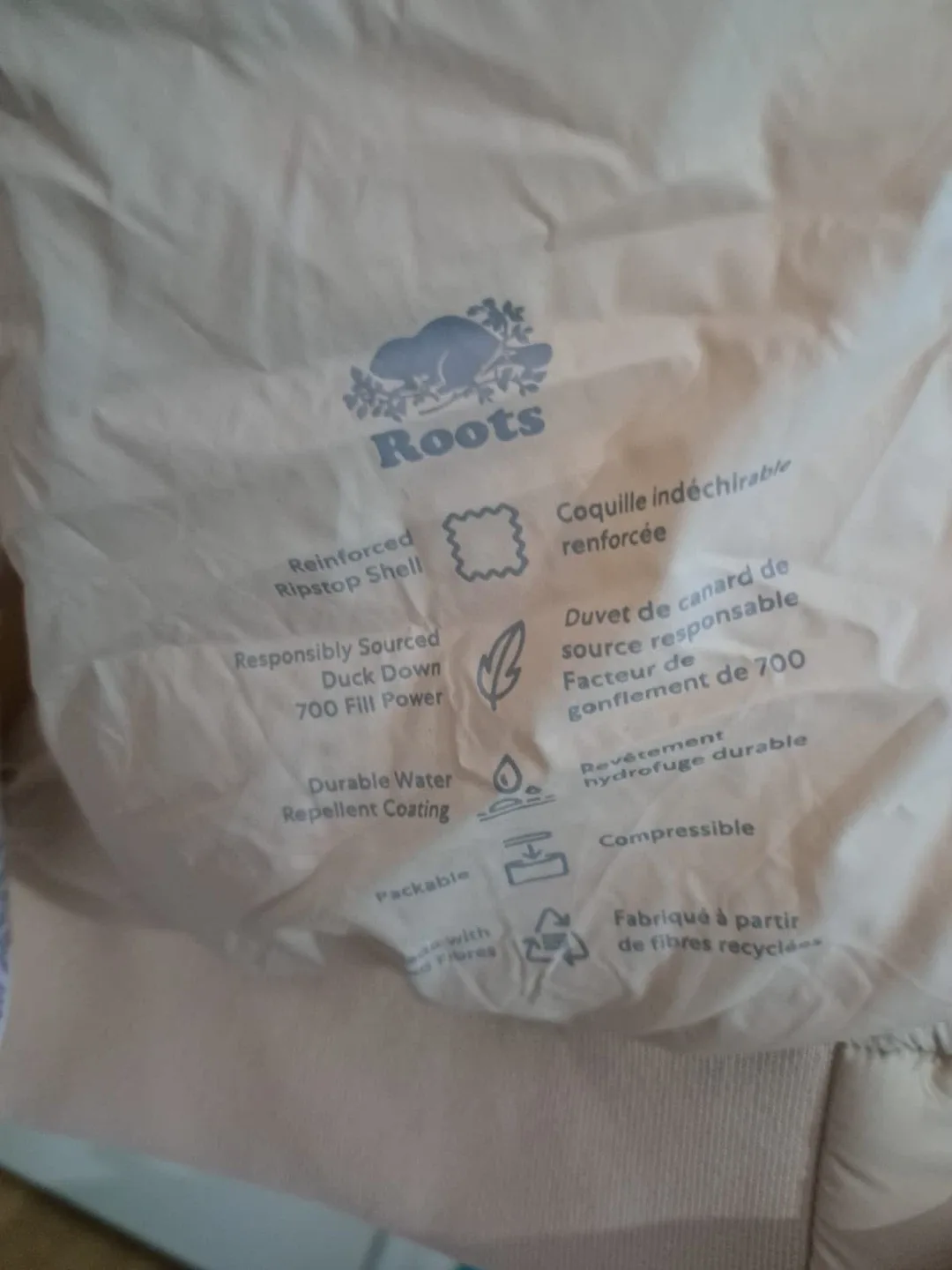 Roots  Women’s Puffer Jacket, Size Medium 🥕🥕🥕 image indicator(6)