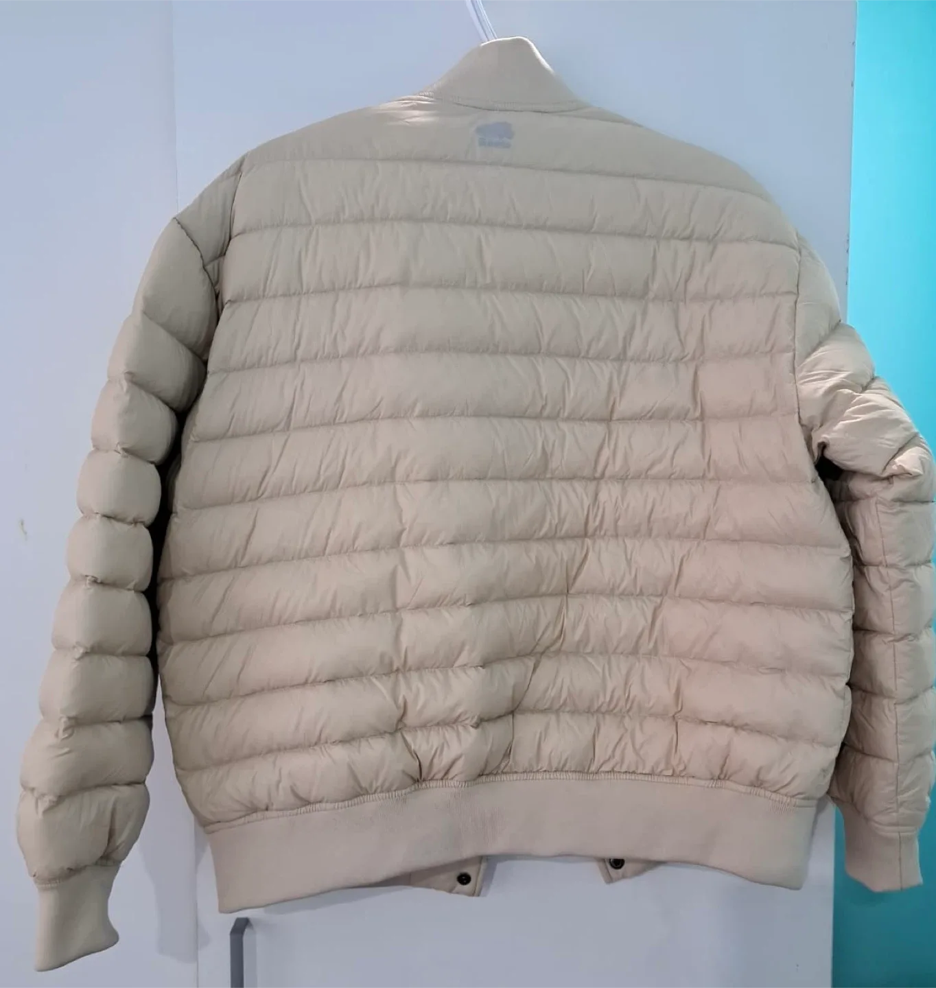 Roots  Women’s Puffer Jacket, Size Medium 🥕🥕🥕 image indicator(2)