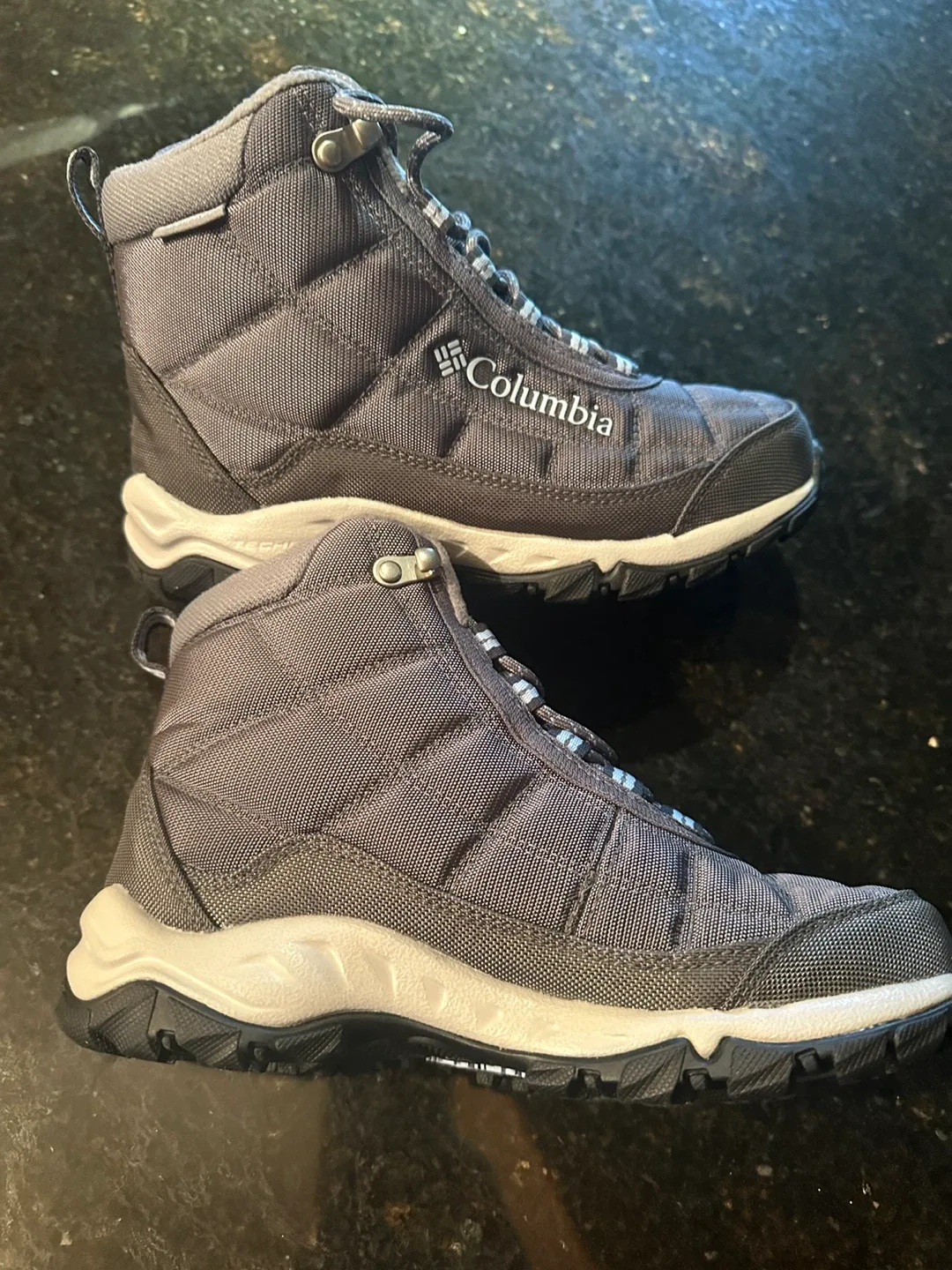 Columbia Women's BL1766-053 Boots - Size 5 image indicator(2)