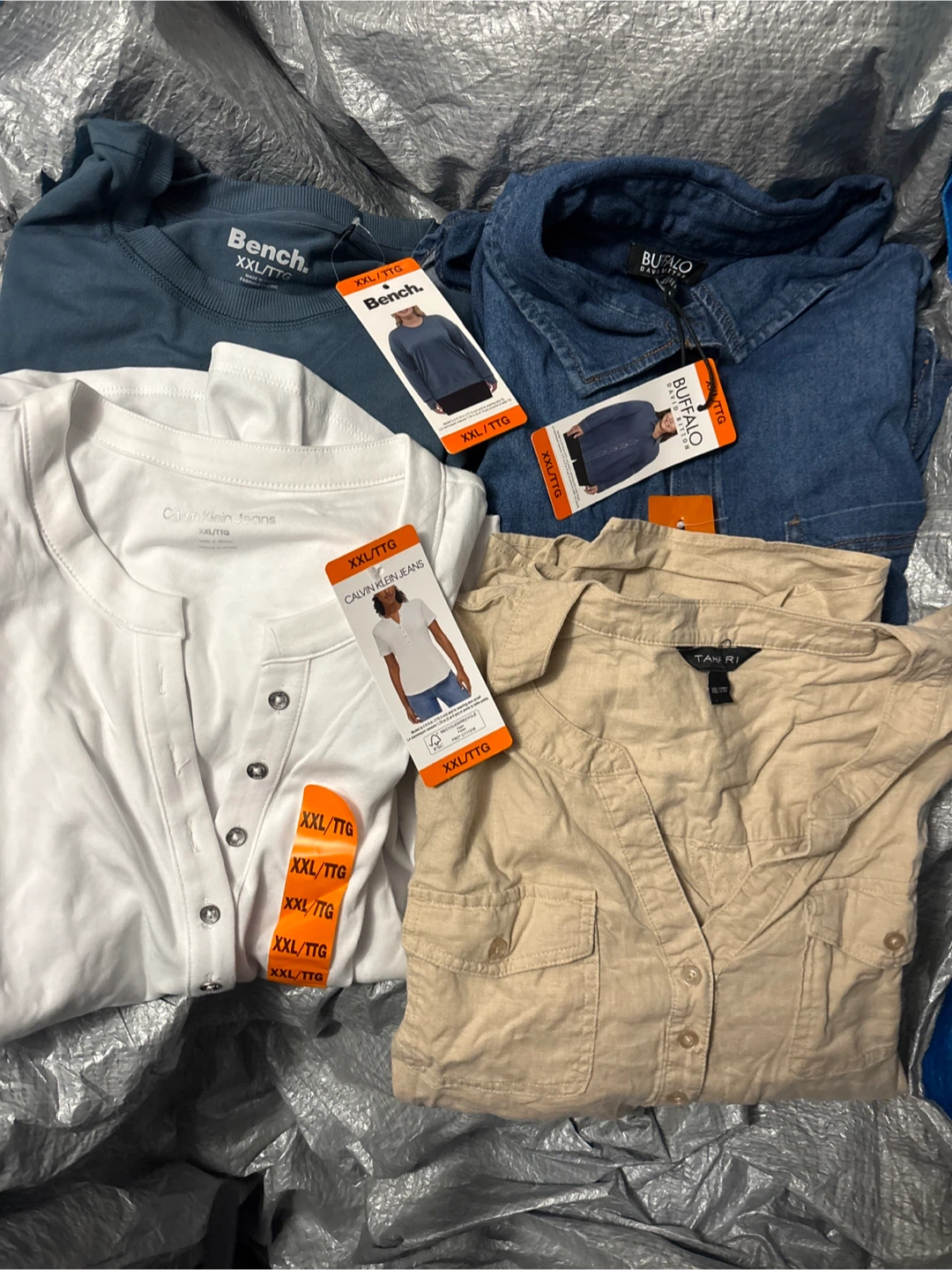 XXL/TTG New : Bench, Buffalo, Calvin Klein, Tahari