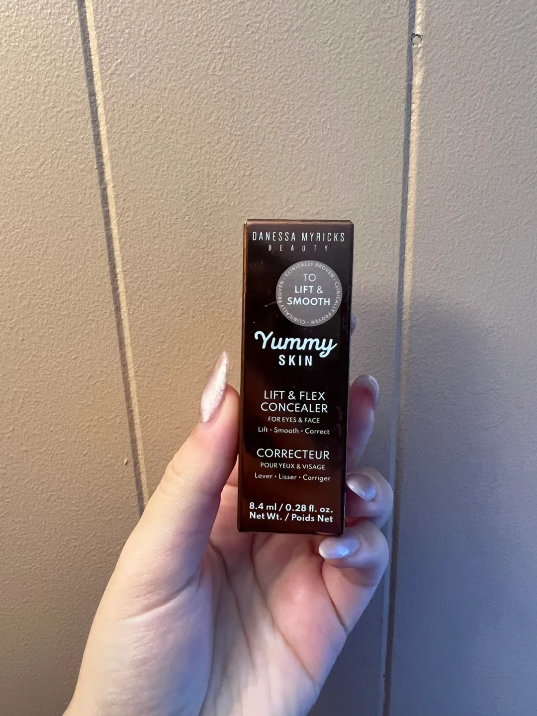 Yummy Skin Lift & Flex Concealer - Shade 6 image indicator(8)